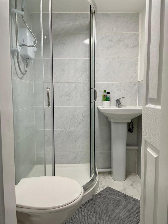 Apartment In Bham City Centre Free Parking Sleeps 3 برمنغهام المظهر الخارجي الصورة